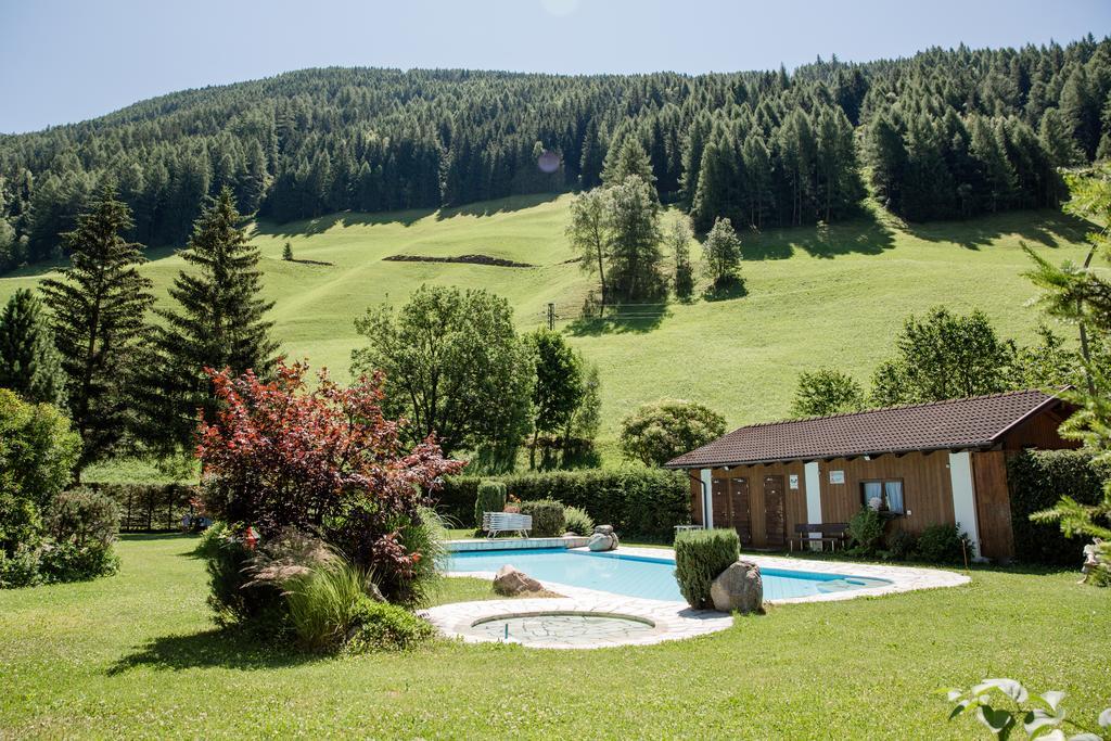 Alpine Life Hotel Anabel Cadipietra Exteriör bild