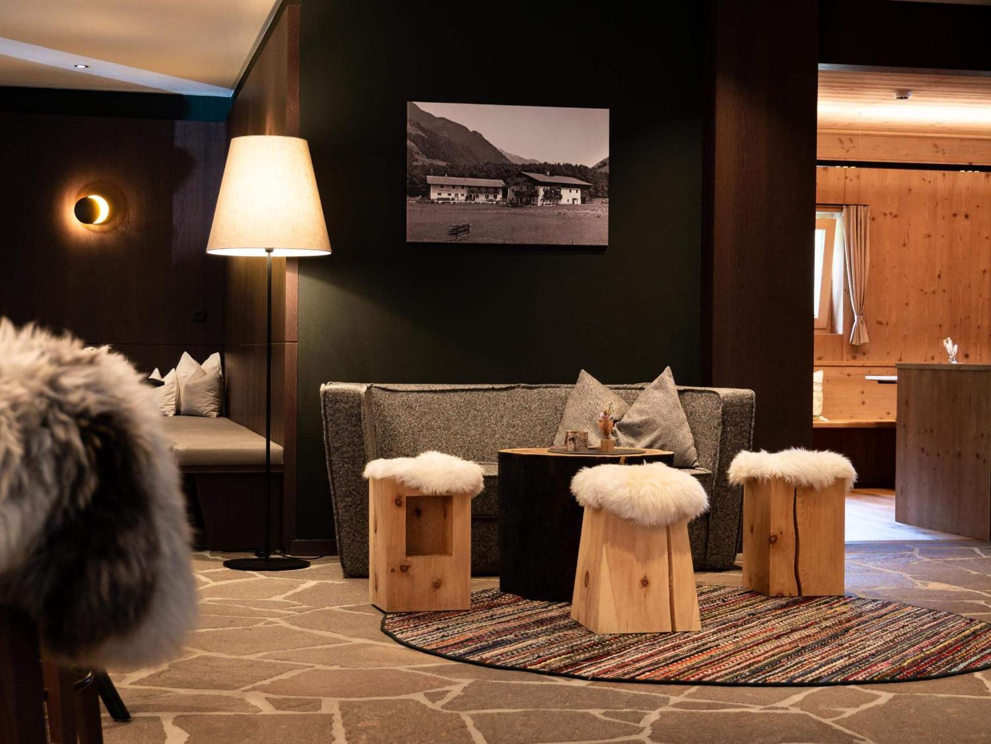 Alpine Life Hotel Anabel Cadipietra Exteriör bild